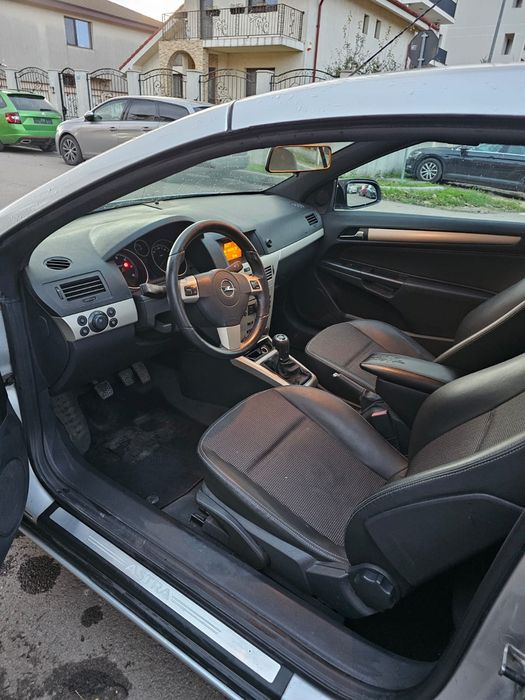 Opel Astra TwinTop