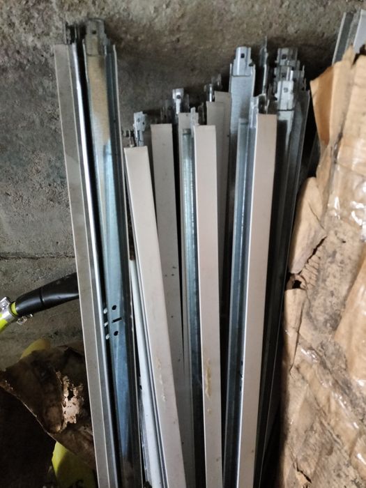 Направляющие полков Армстрон