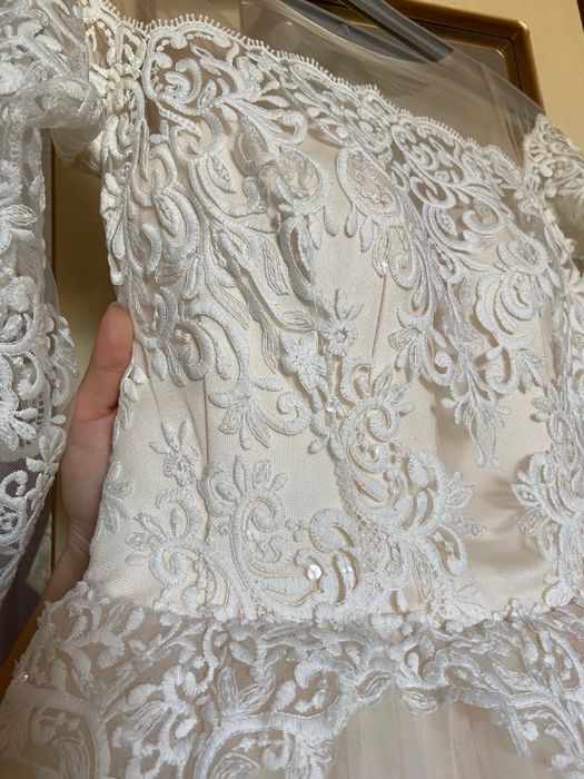 Свадебное платье