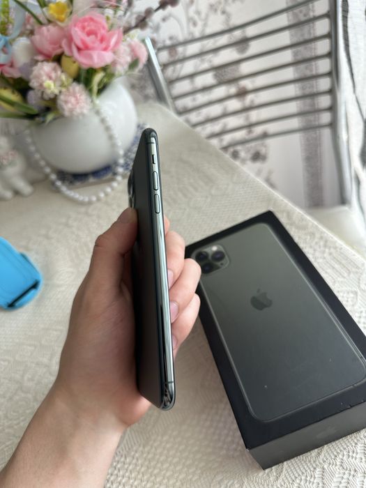 Iphone 11 Pro Max 76% с коробкой