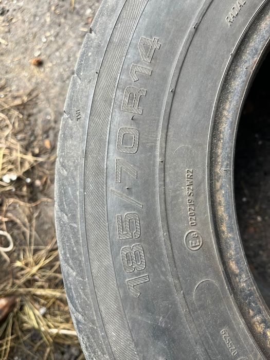Продам 2 баллона летней резины