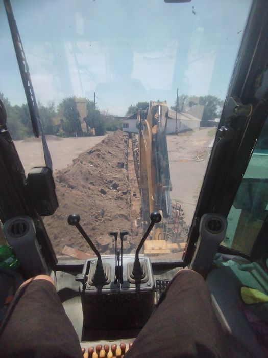 Экскаватор погрузчик