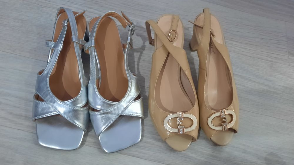 Сандали по 2000.