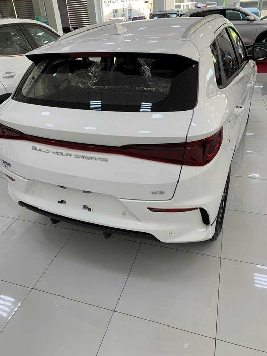 BYD E2 Luxury 2024