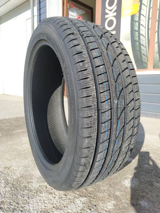 Lanvigator 265/45R21 Snowpower