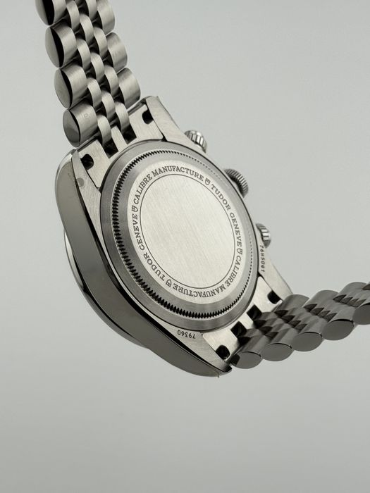 Наручные часы Tudor Black Bay Chrono