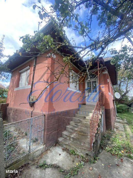 Casa 4131 mp comuna Aiton
