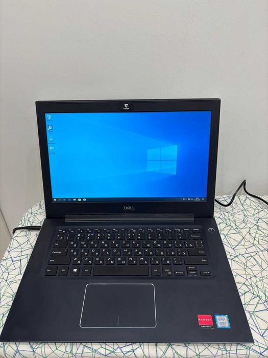 Dell Vostro 5471 / Core i7 / Radeon / SSD + HDD / 8 ГБ