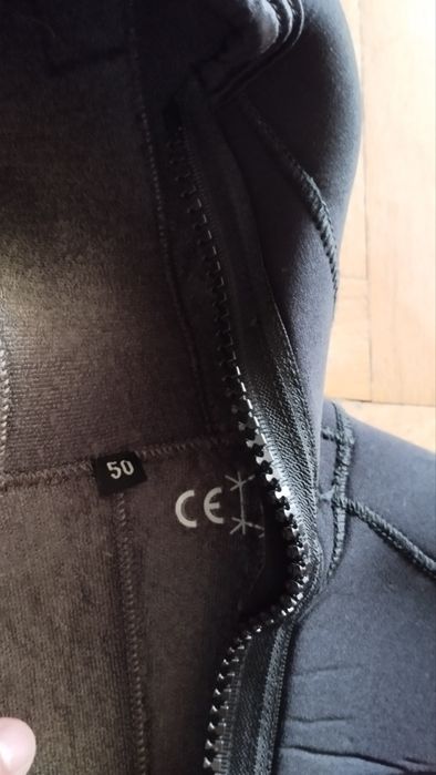 Неопренови костюми