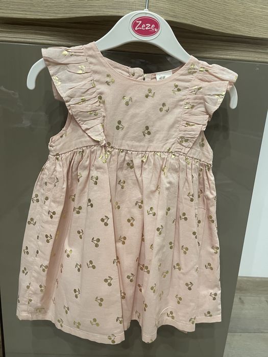 Роклички 68,74 - HM, Guess