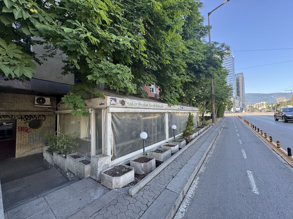 Противовятърни ролетни щори- винили