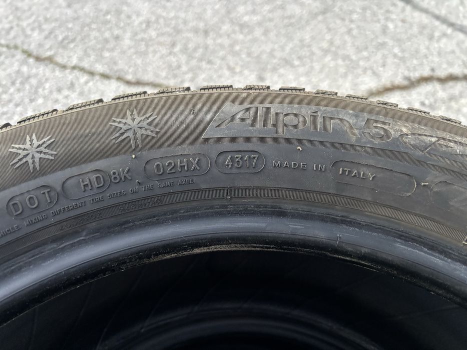 225/55/17 michelin alpin 5