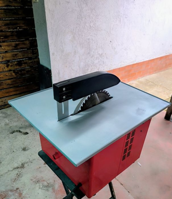 Настолен циркуляр Stayer scu75 made in Italy