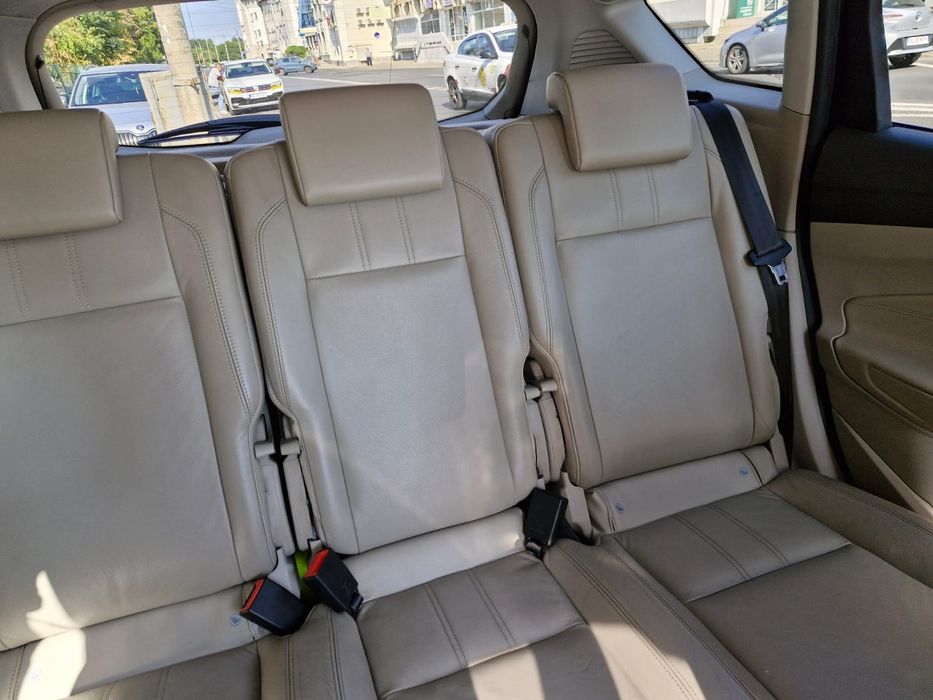 Ford C-Max an fabricație 2011