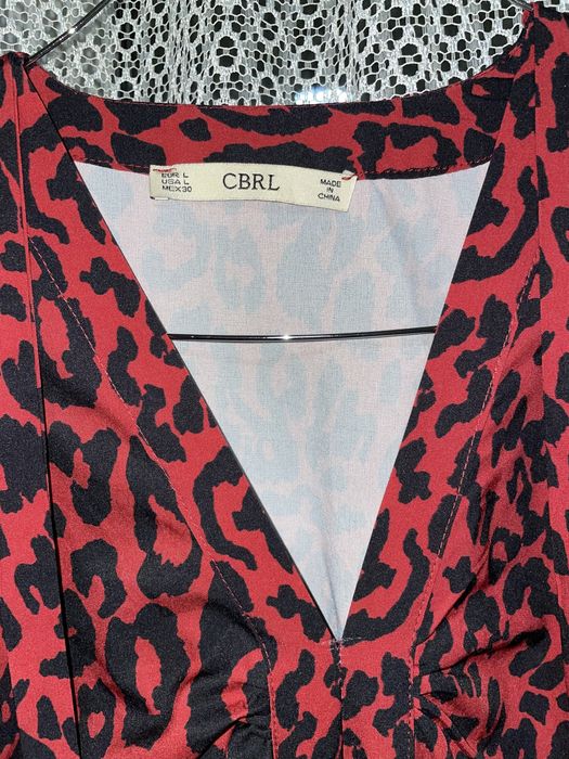 Rochie rosie animal print marimea M-L