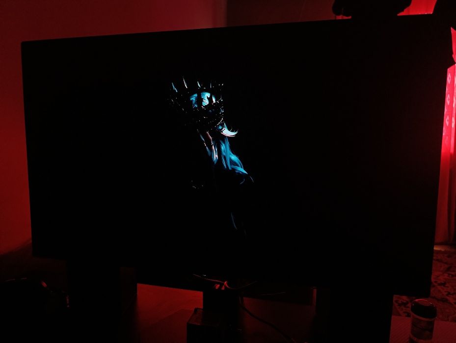 Oled монитор 27 дюймов. 240Гц. Lenovo Legion.