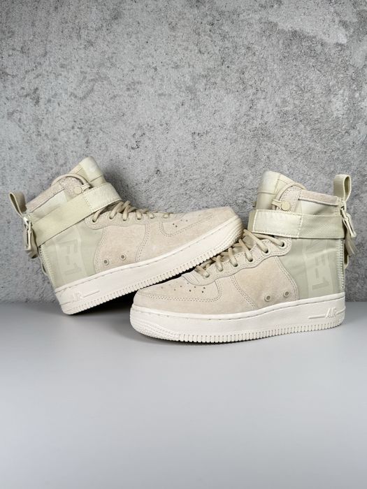 Nike SF Air Force 1 Mid Fosill