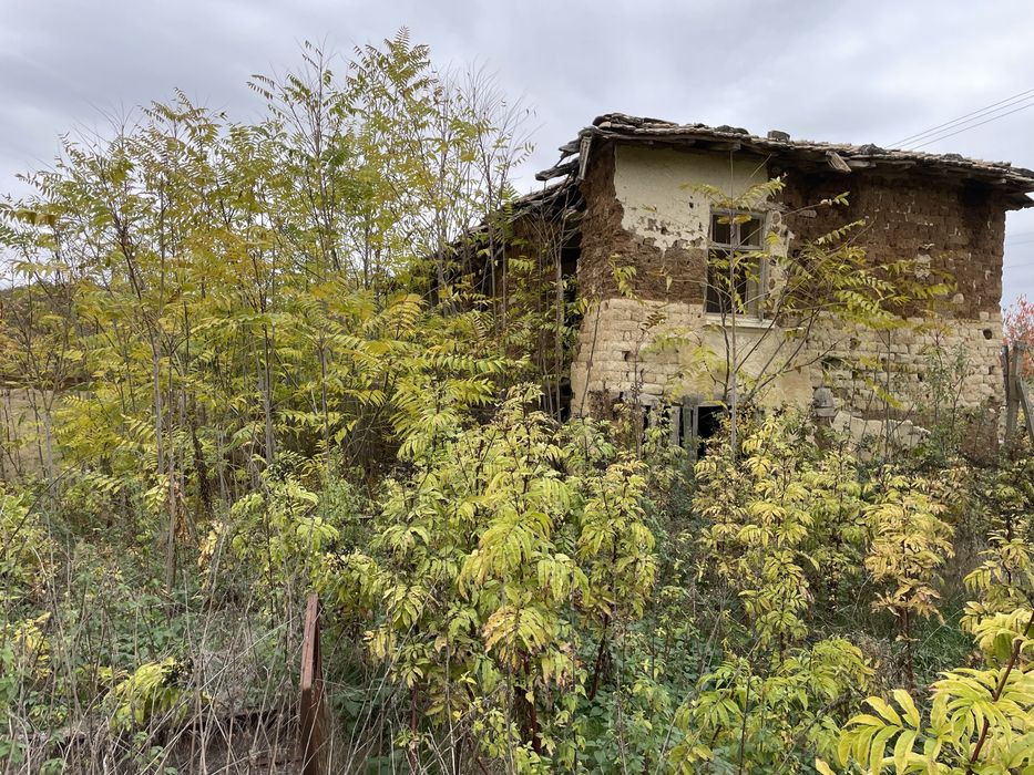 Продава се Къща в с. Овчарово, Област Търговище - 2000 кв.м за 8 €/кв.м - Снимка #2