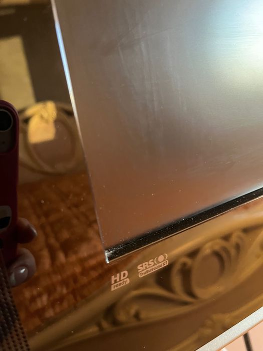 Samsung телевизор HD ready SRS Trussuround - рамка за стена - 240 лв.