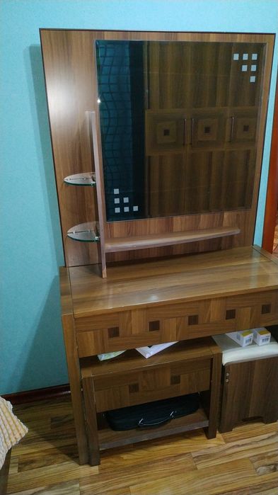 Трюмо, комод,тумба