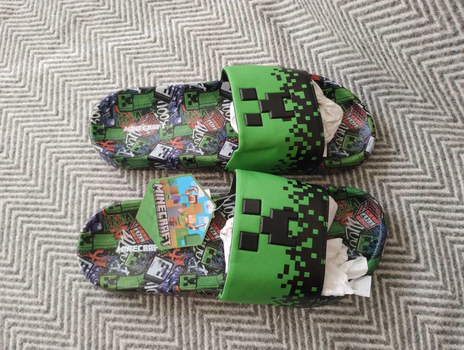 Next Minecraft чехли номер 38