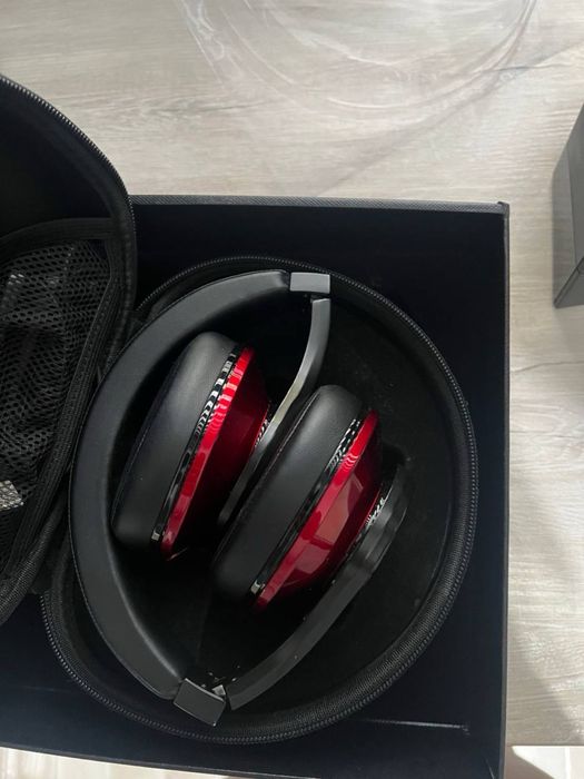 Беспроводные наушники Buedio UFO