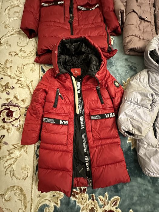 Пуховик и куртки для девочка