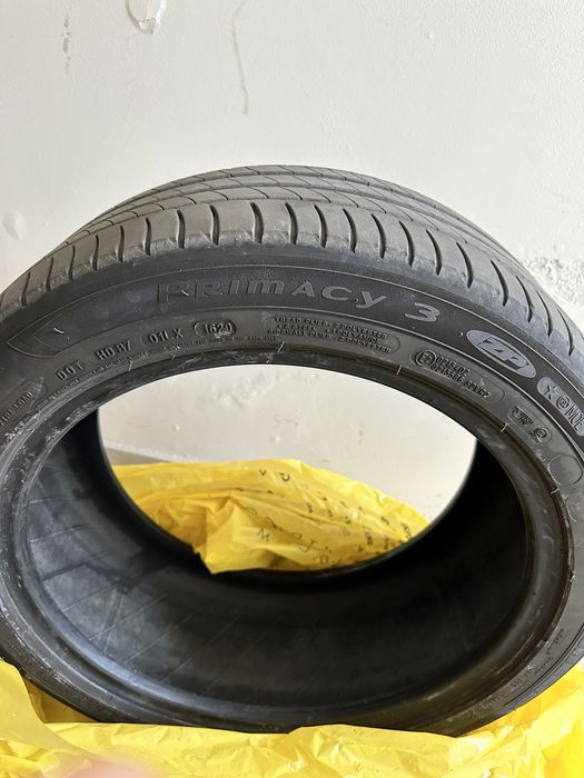 Летни гуми 245/45/18 Michelin Primacy 3 2020година runflat перфектни