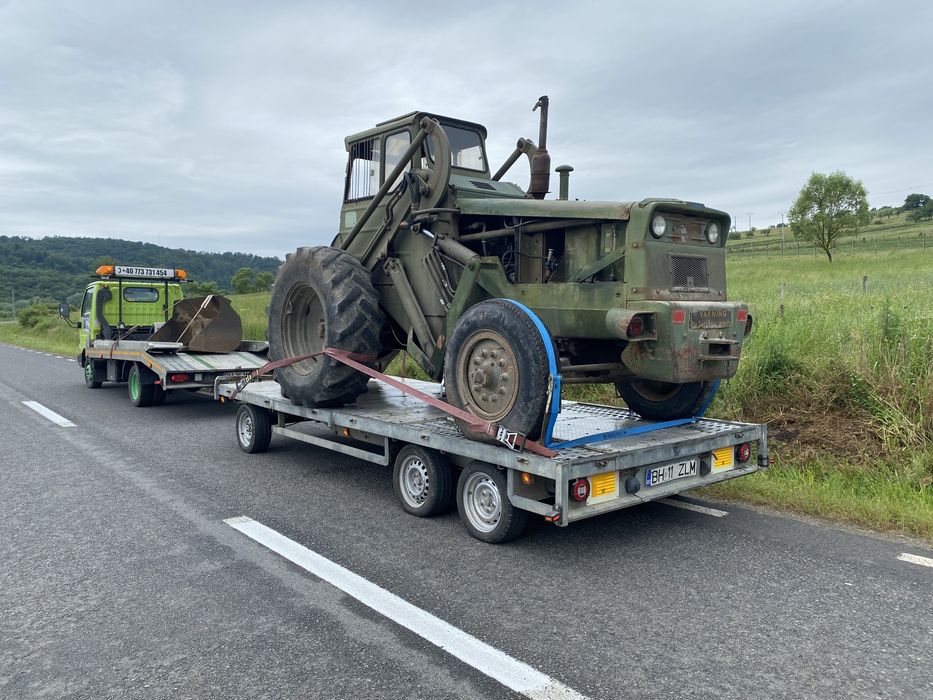 Tractari auto transport utilaje platforma Șlep trailer depanare 5.5 To