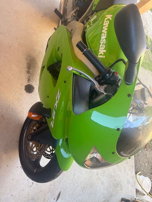 Kawasaki ninja zx9r