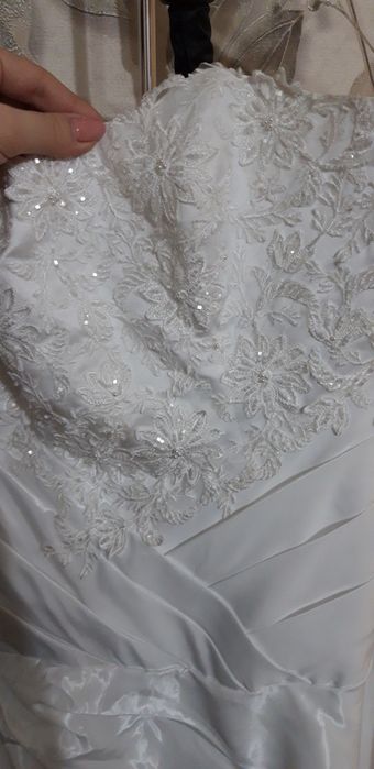 Свадебные платья