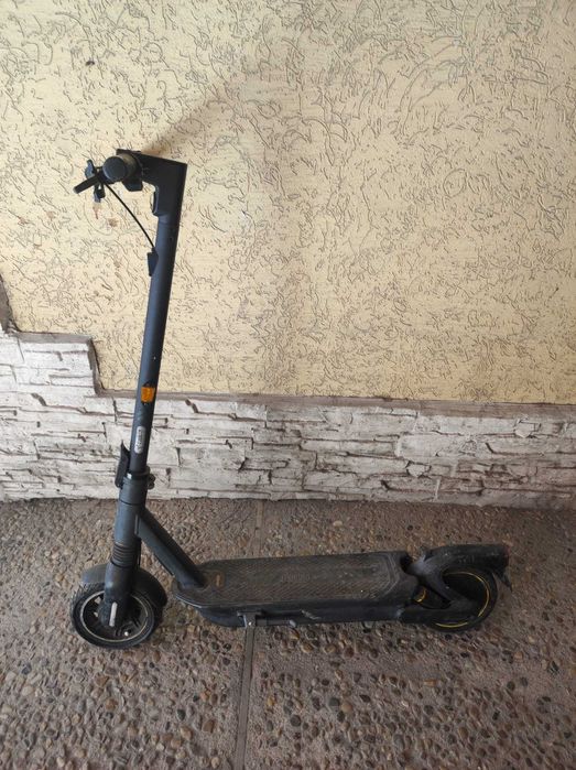 Ел.скутер Ninebot Max G2 за части