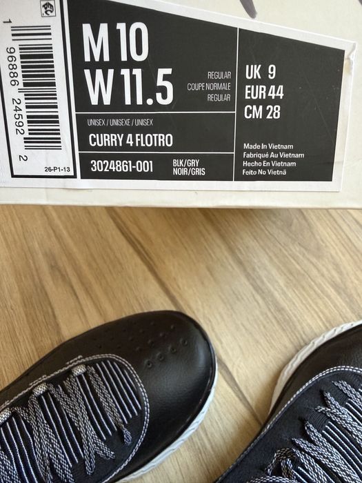 Оригинални нови маратонки Under Armour CURRY 4 FLOTRO! 43,44