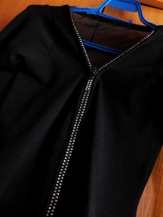 Две дамски нови черни рокли за 15лв