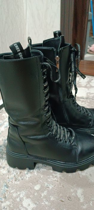 Продам зимние сапоги