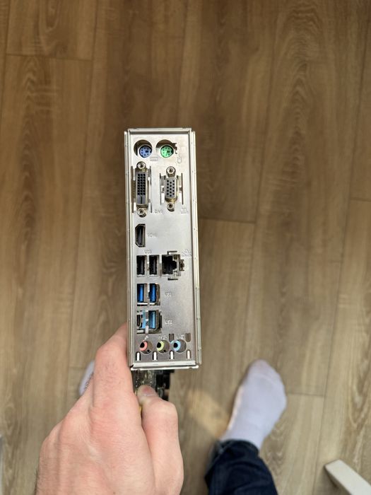 Материнская плата b360 / b365