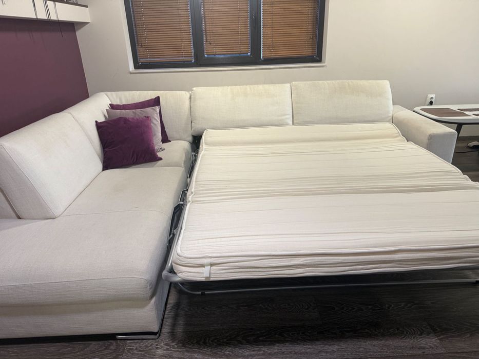 Разтегателен ъглов италиански диван Divanidea