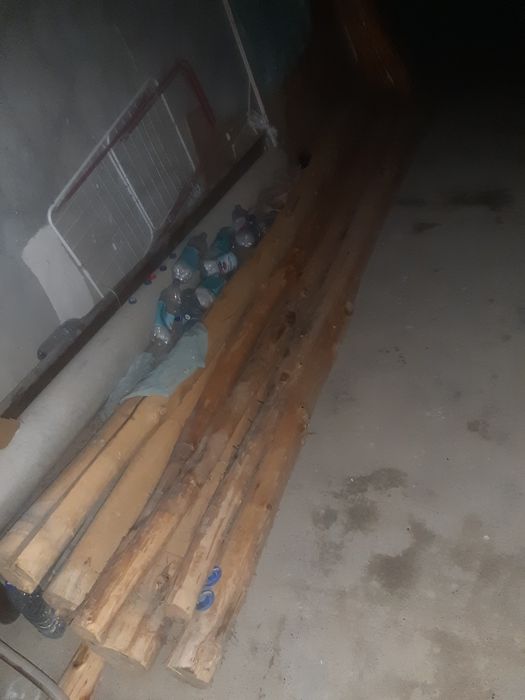 Терак ёгоч 8дона. Арзон сотаман. Узунлиги 4,5м.