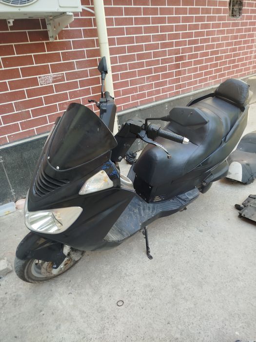 Продам скутер дейлим макси