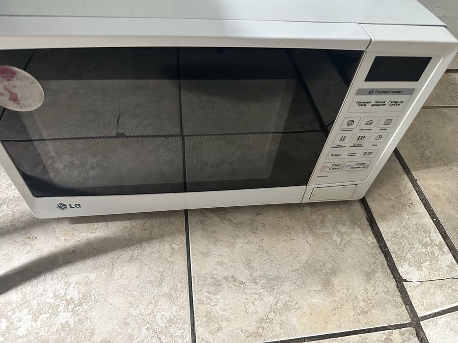 Продам микроволновую печь