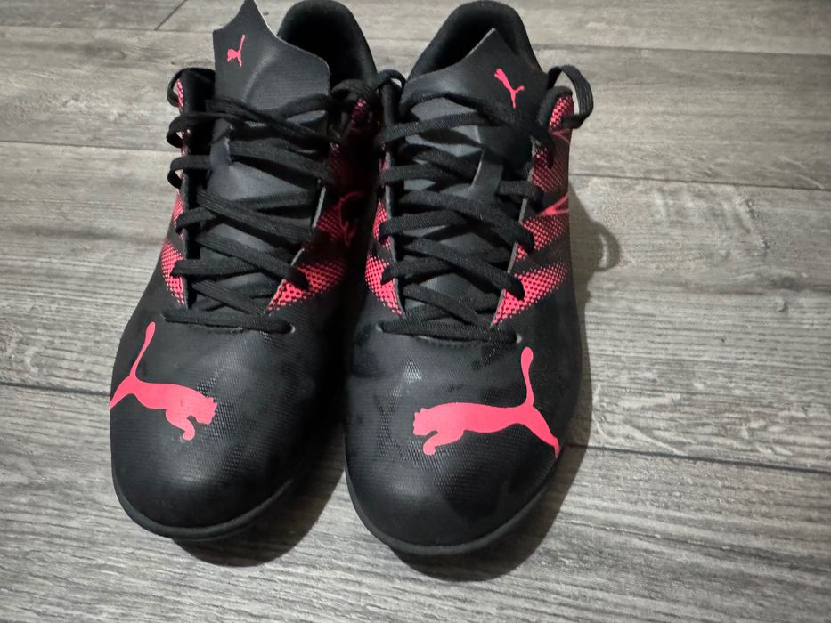 Футболни стоножки за корт!Номер 41