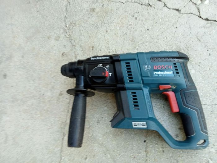 Rotopercutor Bosch GBH 18v-121 doar Corp