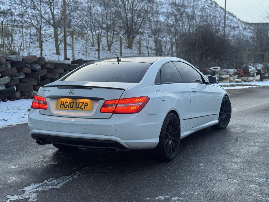 Vand sau schimb mercedes e cass 350d
