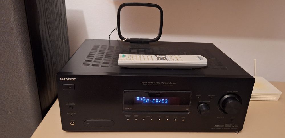 Sistem Sony ,statie Sony STR-DG 500+boxe Sony model SS-MF 450 H,putere 150 W
