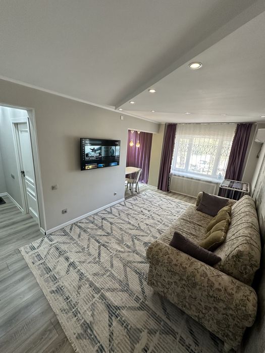 Чайковский 7 (Универсам)-1час-3000