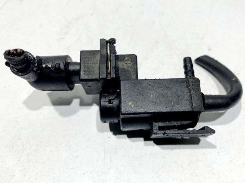 Supapa vacuum BMW Seria 5 E60 72234100 3.0d