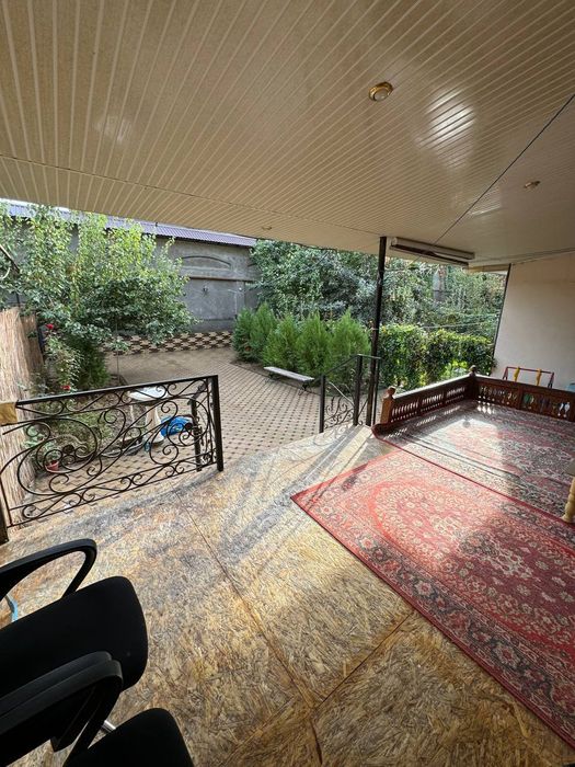 Продаётся квартира 1 этаж 2/3 комнат 88кв