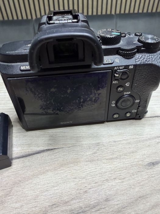 Sony a7ii cu obiectiv Samyang 35mm f1.4 cu 3 baterii