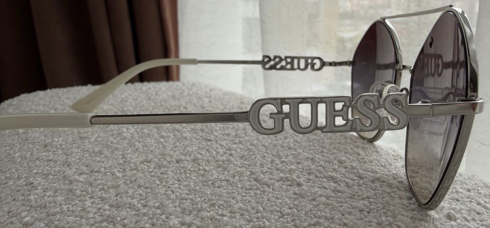 Слънчеви очила Guess