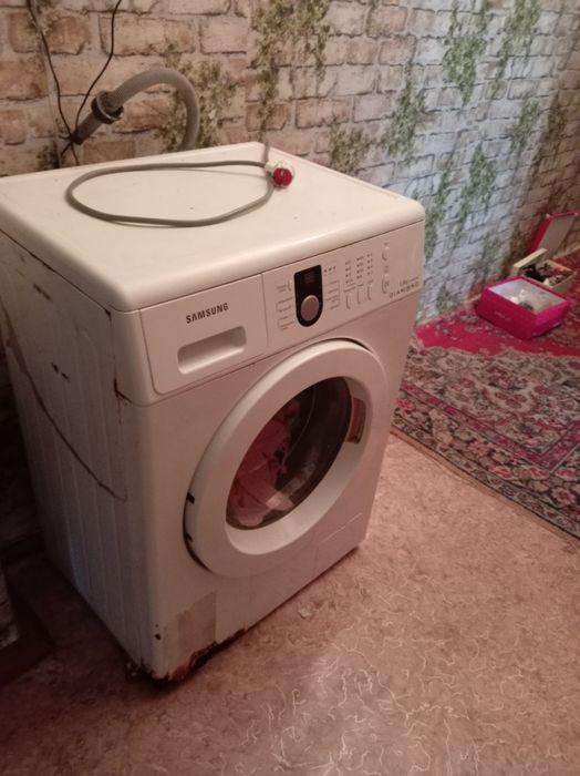 Продам стиральную машинку